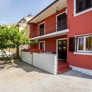  Apartman Vili Apartment